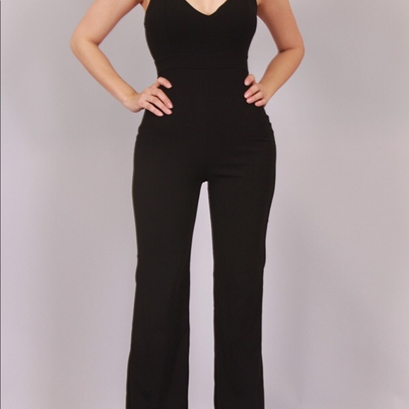 SOLID BLACK JUMPSUIT WITH OPEN BACK - Picture 3 of 8